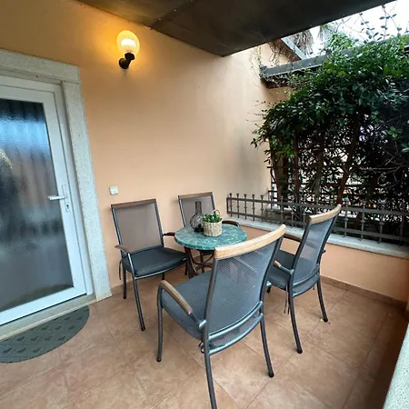 Apartment Funtana